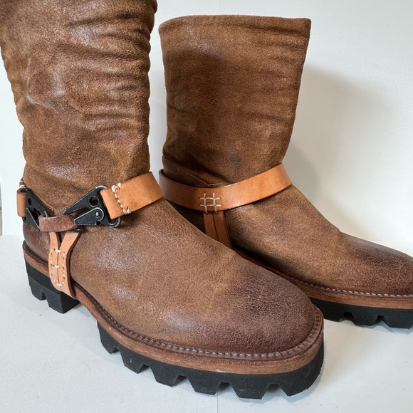 We The Free Brown Ankle Boots with Black Sole - Picture 1 of 8